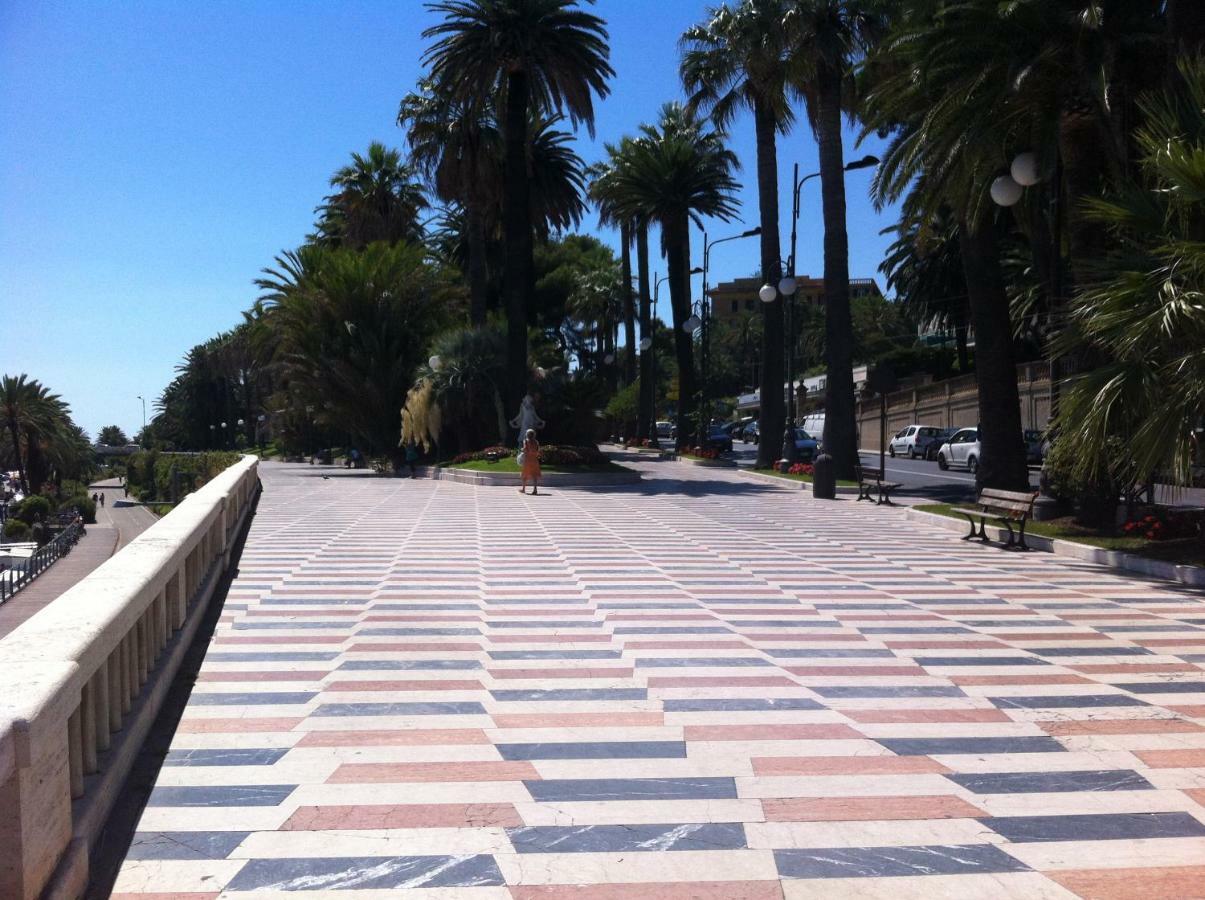 Residence Imperiale Sanremo Bagian luar foto